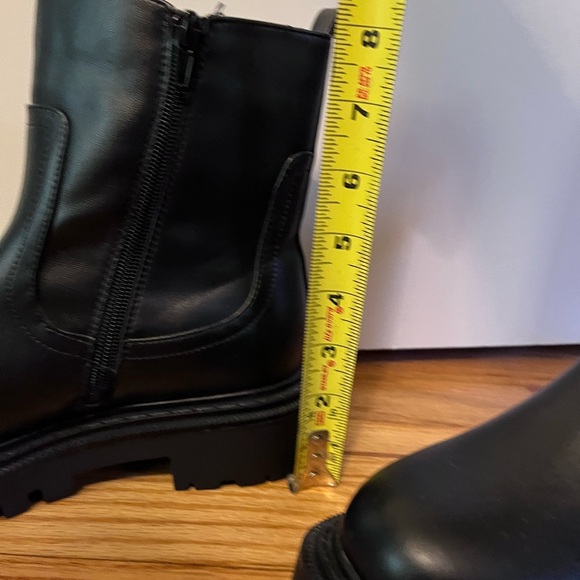 American Eagle Black Chunky Boots Size 7 90s Grunge Y2K Style Faux Leather - Picture 2 of 7